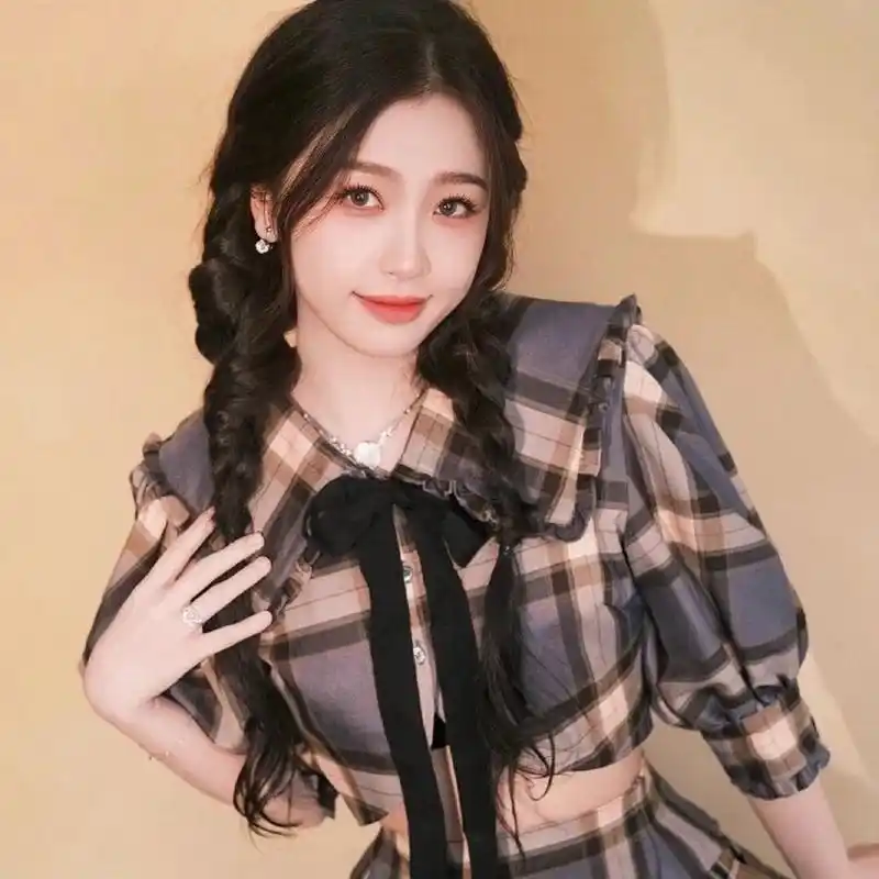 虞书欣稀有头像 [亲吻]