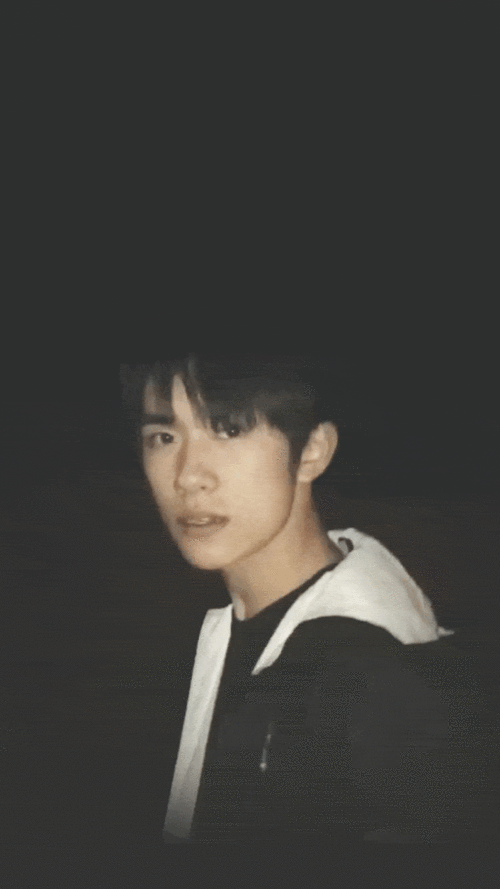 女友视角的易烊千玺来啦 又是被玺子哥迷倒的一天