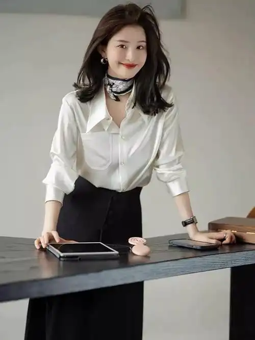 2024春季职场女性穿搭干练气质女装衬衫ol通勤轻熟风半身裙两件