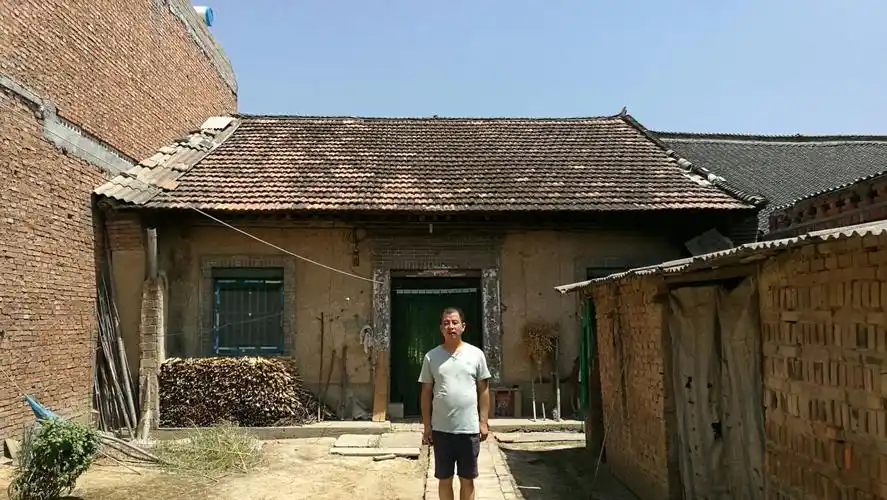 王龙家房屋正面照.