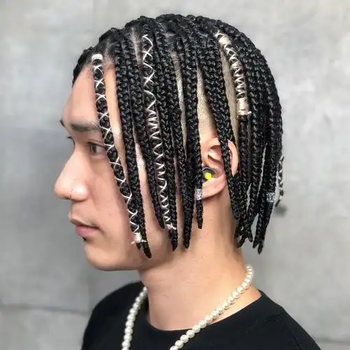 6.另类脏辫发型