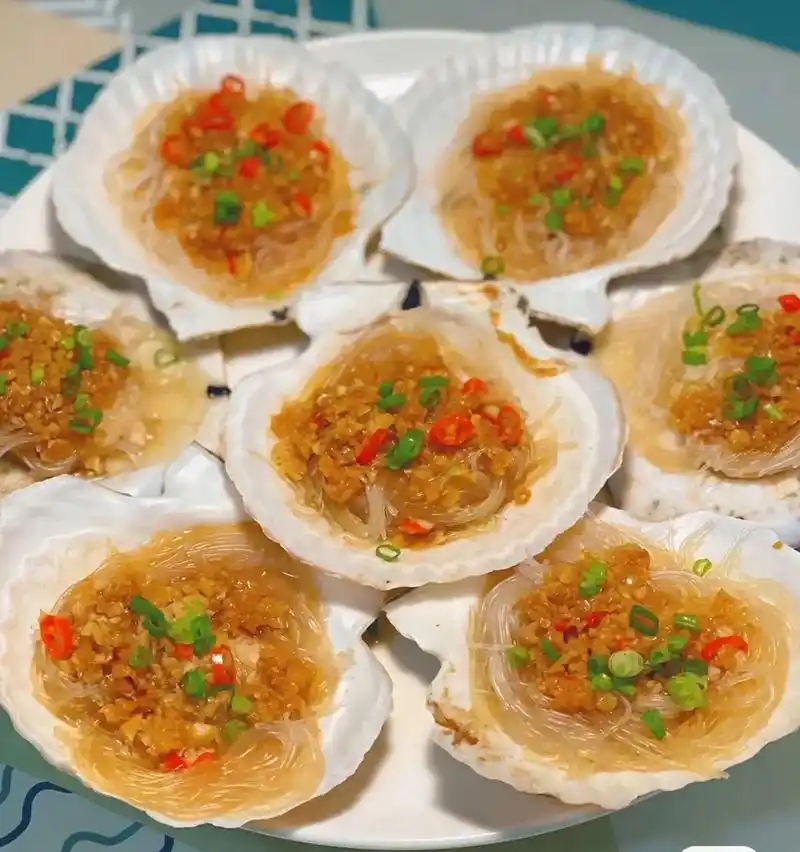 蒜蓉粉丝扇贝#我的厨房日记 #跟着抖音做美食 #美食 #美食 - 抖音