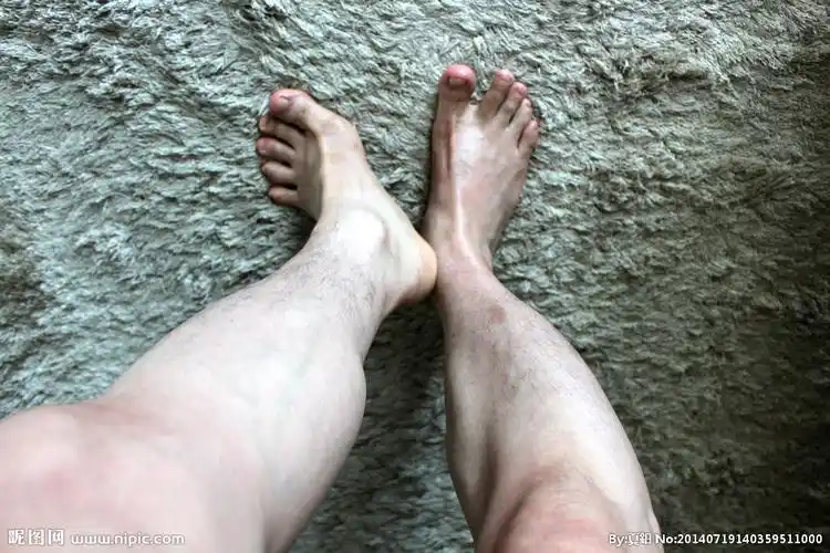 男性脚部特写摄影图__男性男人_人物图库_摄影图库_昵图网nipic.com