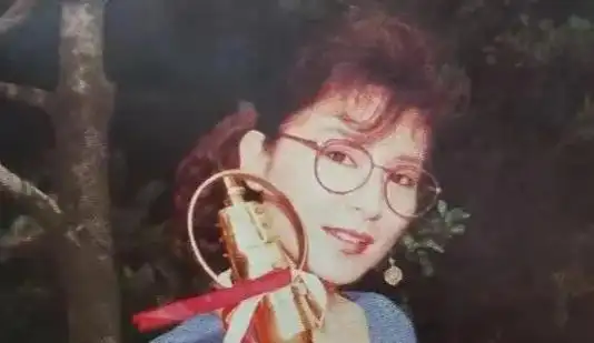 陈淑桦童星起步,被"情"所绊,41岁因病隐退,现在依旧单着