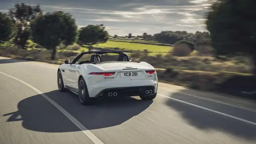 双门敞篷设计/5.0t v8机械增压发动机 新款捷豹f-type官图发布