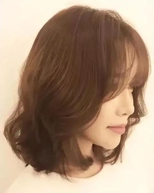 减龄又洋气的"挂耳烫发"还有人不知道吗?这款发型圆脸也很适合