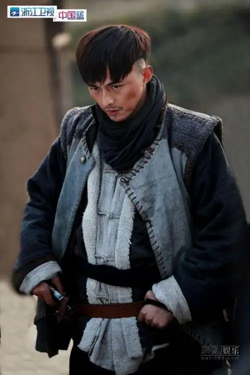 叶祖新回应与蒋欣复合传闻:现在我们只是好朋友(图) (2)