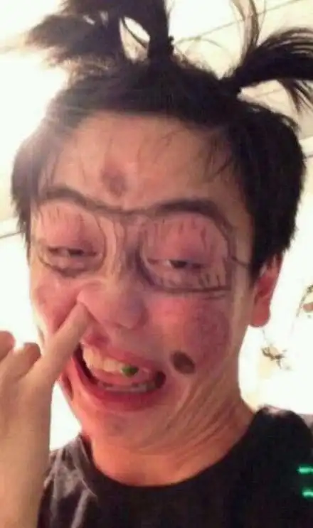 【爆笑】超级恶搞图片之那diao丝幸福生活中的搞笑图片