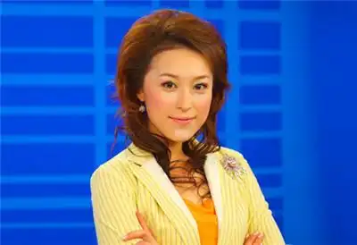 薛晗喆 东南电视台《海峡新干线》主持人 生日:1980年7月6日 出生地