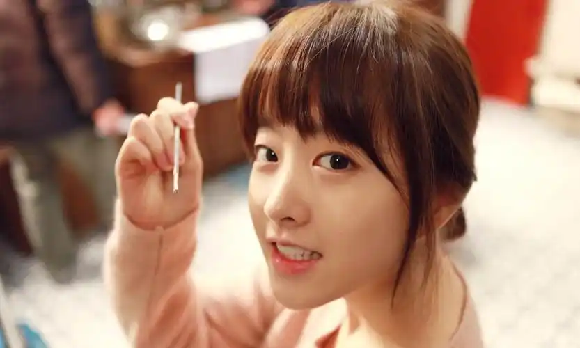 国民妹妹朴宝英一张娃娃脸可爱清纯小女人味十足