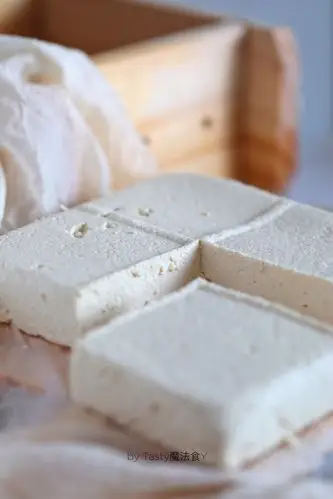 卤水点豆腐一物降一物