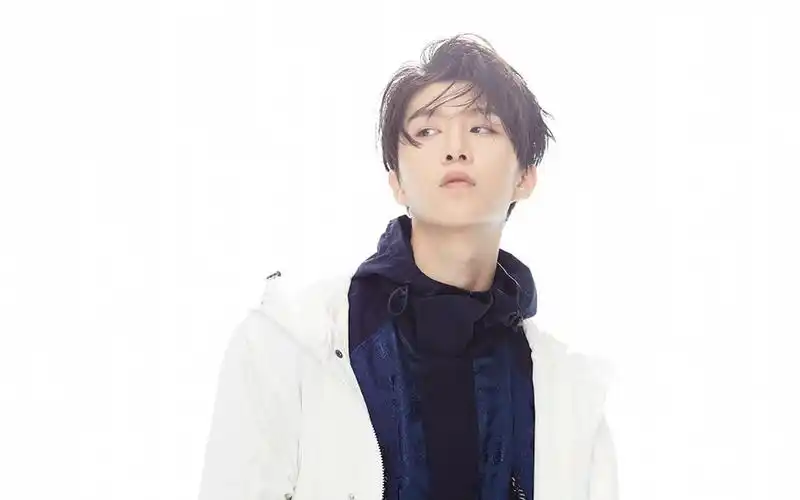 范丞丞双子座的ab面时尚个人魅力帅气迷人写真