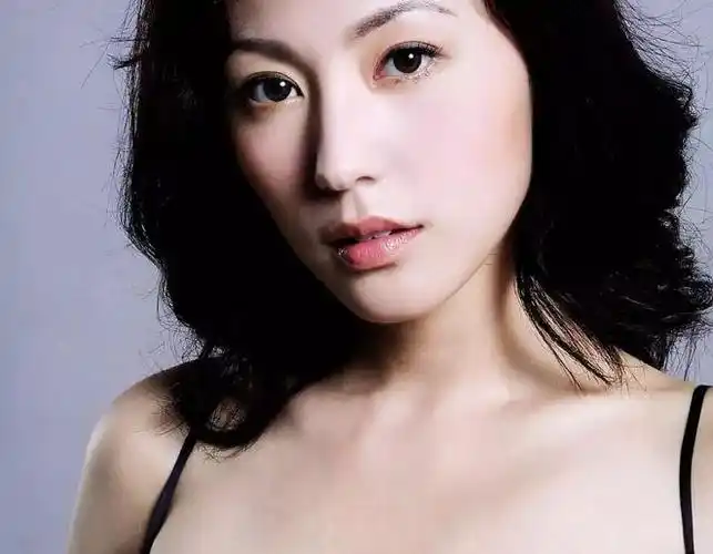 不给别人当bb,不谈恋爱传绯闻,37岁的刘心悠真能支撑起tvb?