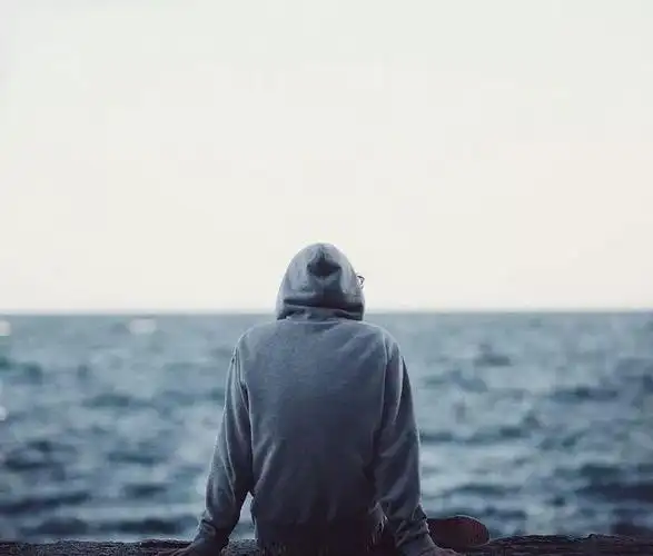 心理测试你喜欢哪一个男人的背影测你最适合几分颜值的男人