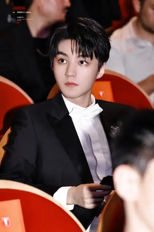 金爵盛典 帅的崩溃 幸福的崩溃@tfboys-王俊凯