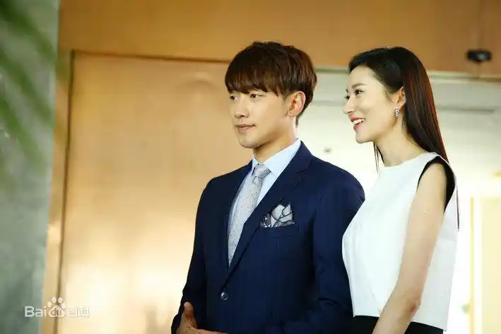 杨亚演过铠甲勇士1和克拉恋人吗