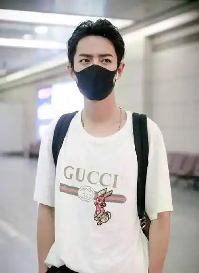 明星肖战的照片_明星男图片大全帅高清_明星新闻娱乐八卦肖战