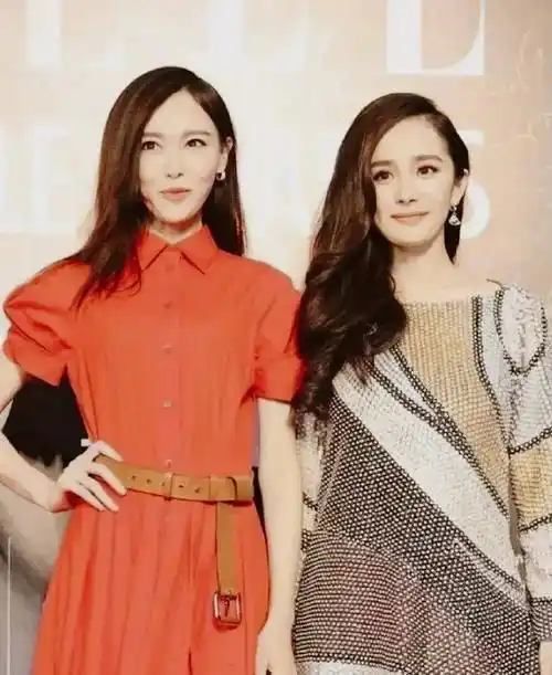 杨幂连续3年为刘诗诗庆生备受关注,网友都在提及杨颖和唐嫣_关系_生日