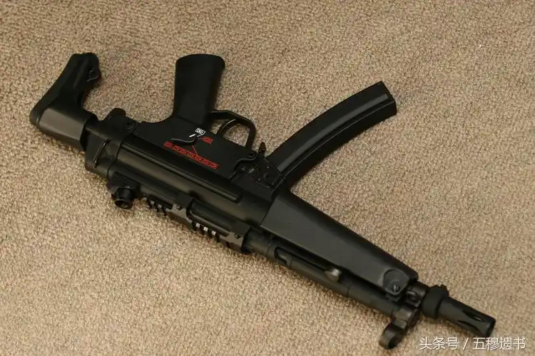 打起来没有后坐力的冲锋枪