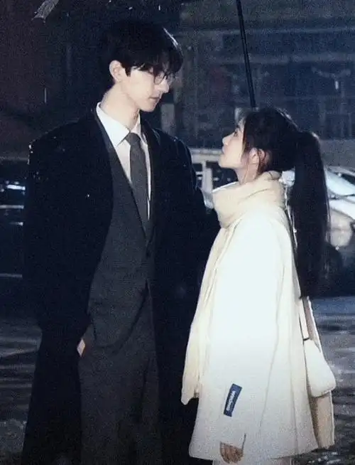 林一刘浩存的体型差真的很现偶天花板,kswl谁家cp身高相差22cm啊?