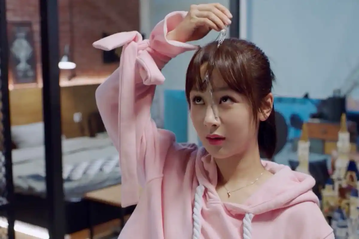 原创亲爱的热爱的佟年醉酒名场面男孩子在家要保护好自己