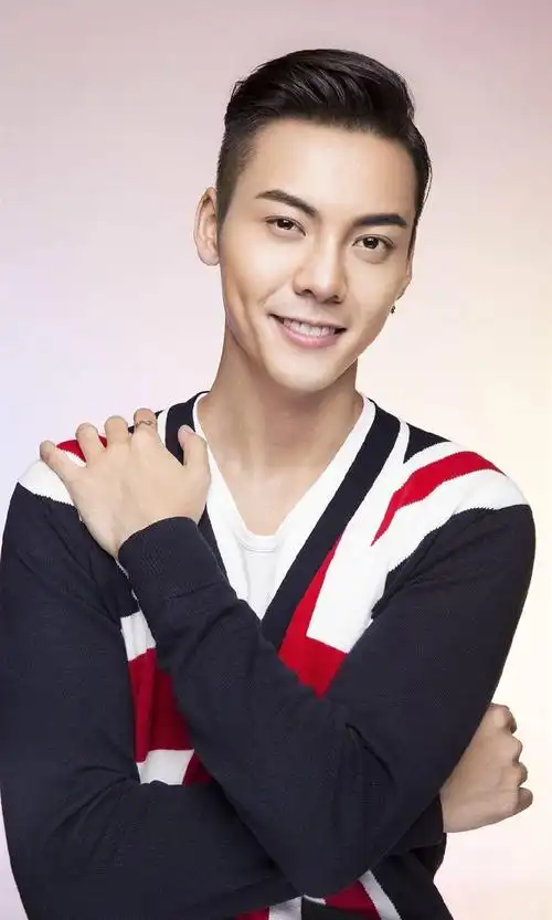 明星陈伟霆帅气写真手机壁纸下载_明星_手机壁纸下载_美桌网