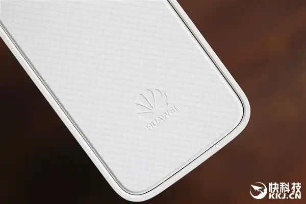 华为路由 a1 畅享版开箱图赏:典雅