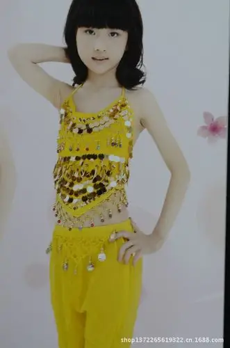 货源类别:现货 颜色:黄色 适用年龄:小童装4-6岁,中童装7-12岁,大童装