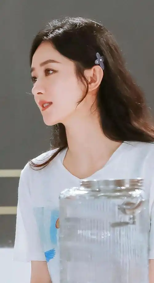 明星壁纸,赵丽颖甜美可爱壁纸