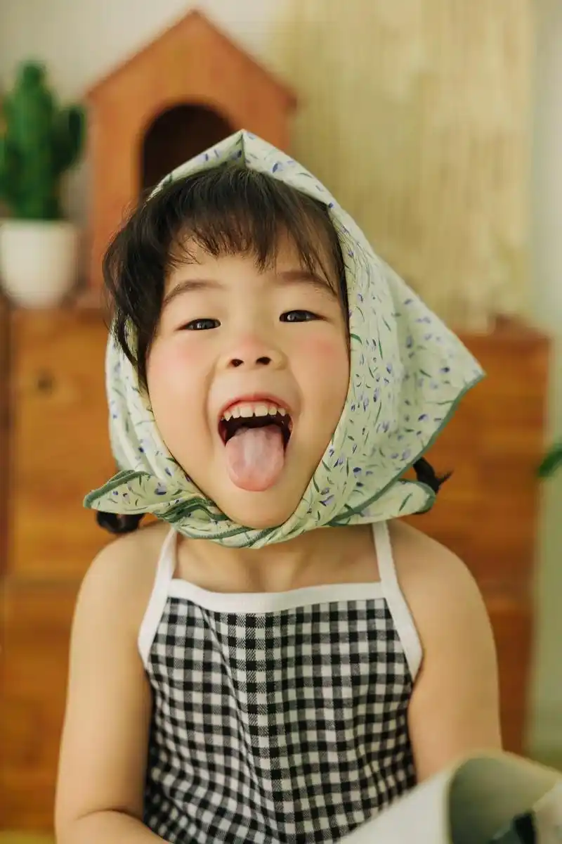 三岁照.这个年纪除了可爱天真还能用什么来形容呢90#萌娃 # - 抖音