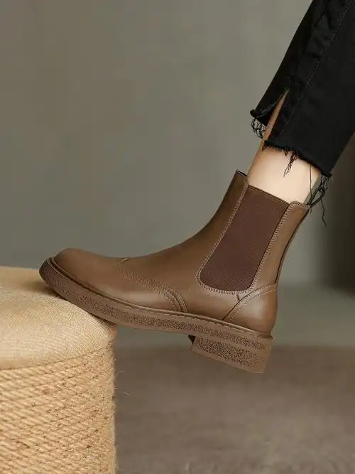 不挑脚型的切尔西低跟短靴耐看又百搭