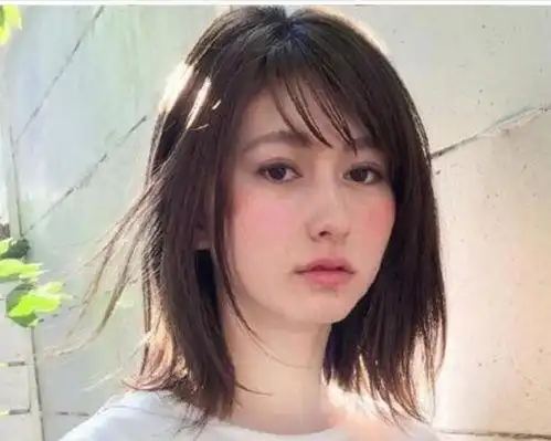 长碎发发型图片女 - 搜狗图片搜索