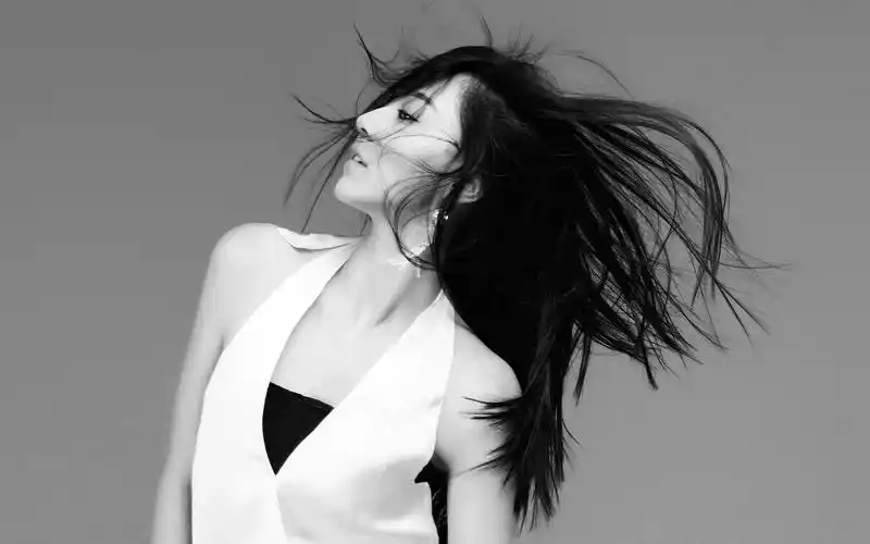 黑白照美女黄梦莹,高清图片,电脑桌面-壁纸族