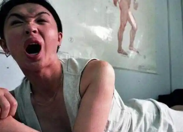 金星当年做手术时,气得姐姐早产,爸爸说的6个字让她一生难忘