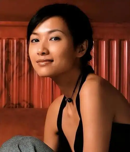 从19岁起男人不断,49岁还没玩够,"风流才女"徐静蕾现形记