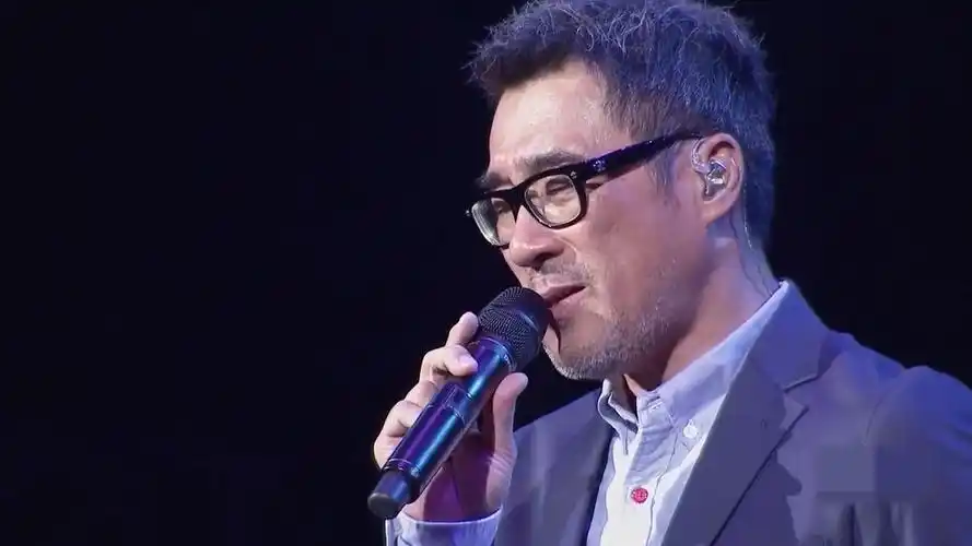 李宗盛经典歌曲《鬼迷心窍》,男人拒绝不了新欢,女人忘不了旧爱