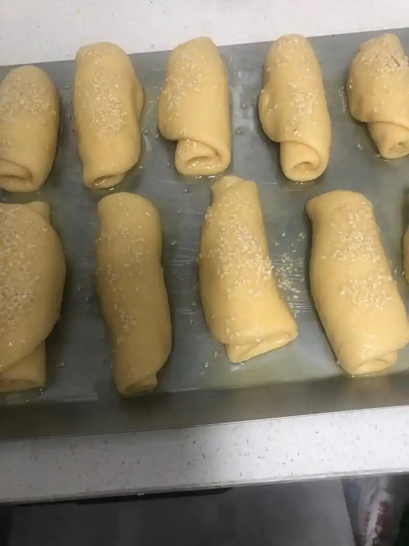 家庭自制面包 #新鲜出炉 #真材实料才能做出好味道 #宅家 - 抖音