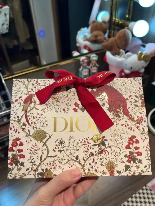 新年小礼物迪奥千鸟格口红