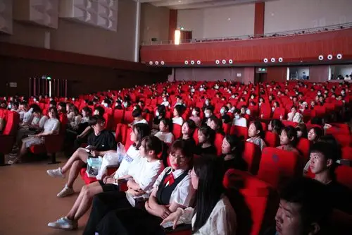 心理情景剧现场观众