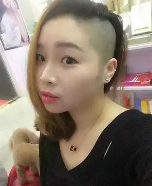 苍南美女勇敢尝试阴阳头,这样的发型你敢尝试吗?
