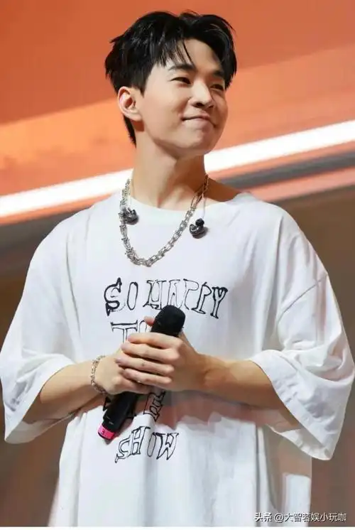 henry刘宪华近况最新消息(henry是男生还是女生)