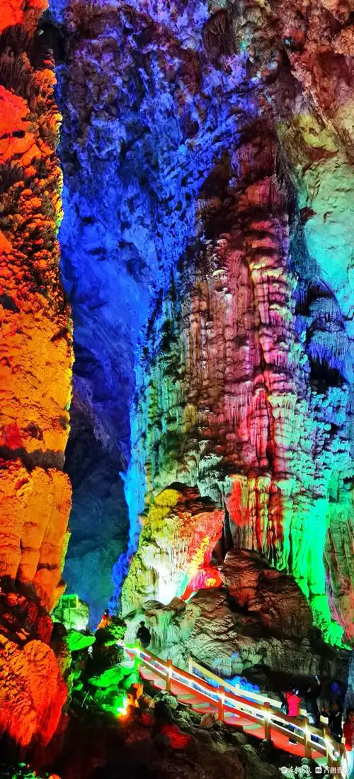 天下第一洞,广西河池市巴马县百魔洞