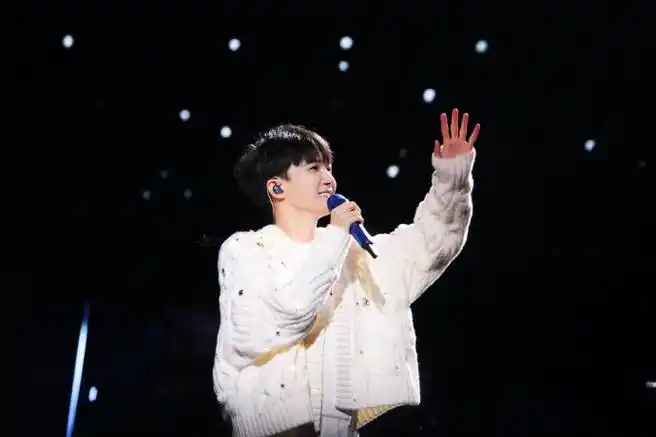 周深深深感谢你9周年演唱会##周深北京演唱会##周深 现场live