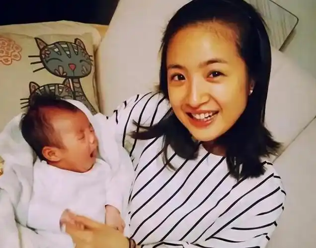 林依晨为怀孕生吃田鸡容忍丈夫私会嫩模她却不敢发声