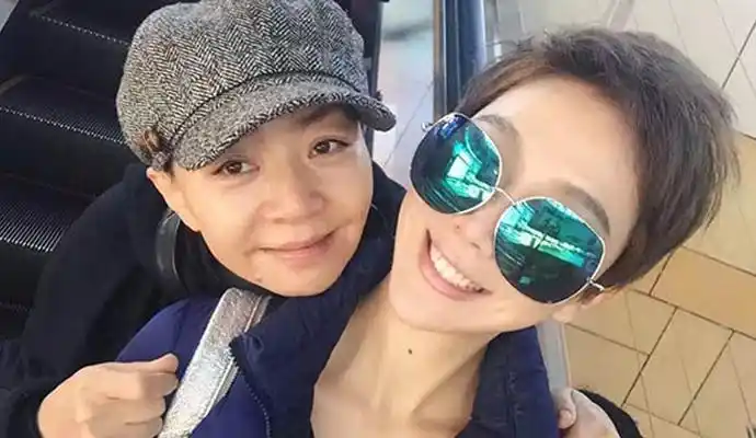 姜妍和宋丹丹什么关系宋丹丹对姜妍比亲儿子还亲疑是其私生女姜妍家庭