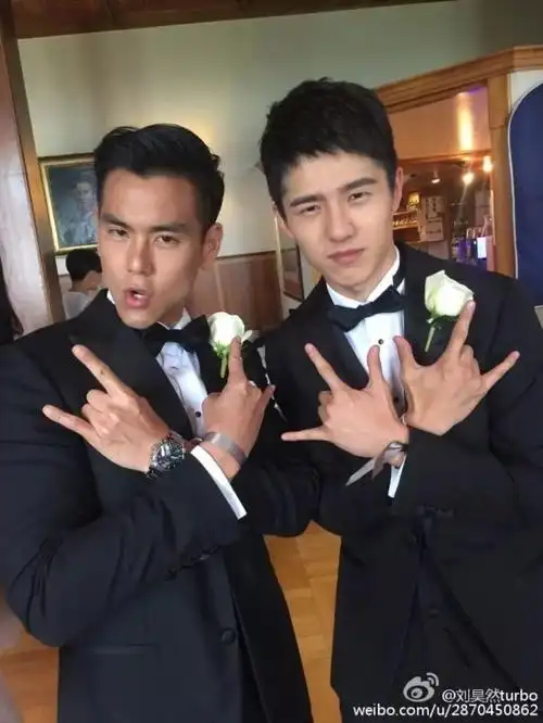 胡一天刘昊然为什么现在妹子都爱小奶狗