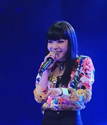 中国好声音哈林组成员吴莫愁潮爆生活美