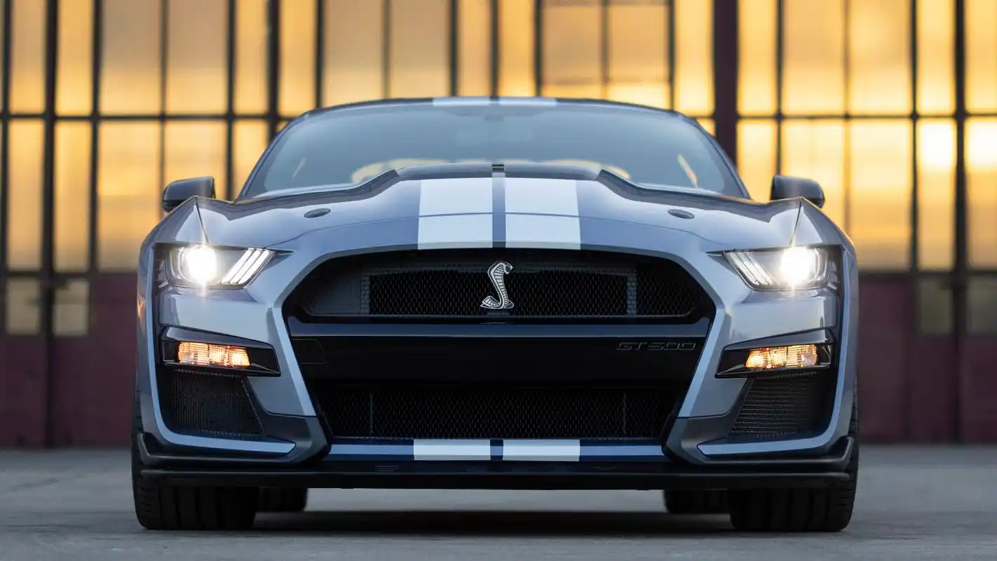 2022款福特野马gt 500:致敬永远的眼镜蛇谢尔比