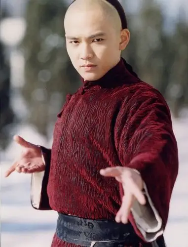 钟汉良牵手水浒无双古装美男造型回顾