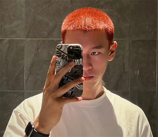 男生寸头染发推荐 海王红寸头帅极了_时尚男发 - 美发站